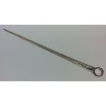 A large Georgian silver meat skewer with ring thum