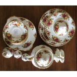 A Country Rose's part tea service. Est. £30 - £50.