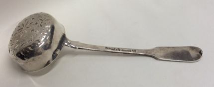 A good quality Russian silver fiddle pattern sifte