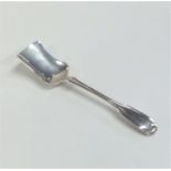 A Victorian fiddle pattern silver caddy scoop. Lon