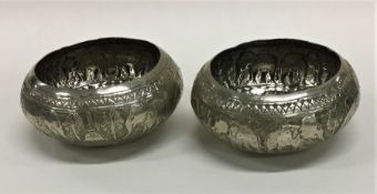 A pair of heavy Indian salts mounted with elephant