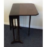 A small Pembroke table. Est. £20 - £30.