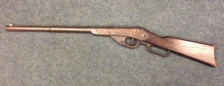 A 'Daisy' child's air rifle. Est. £20 - £30.