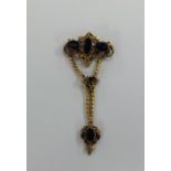 A good quality Victorian high carat gold brooch on