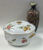 A Royal Worcester 'Evesham' pattern tureen and cov