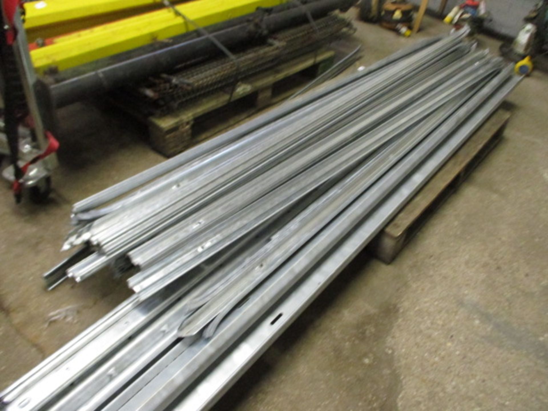 Pallet containing palisade galvanized fencing, approx. 9m length - Image 2 of 2