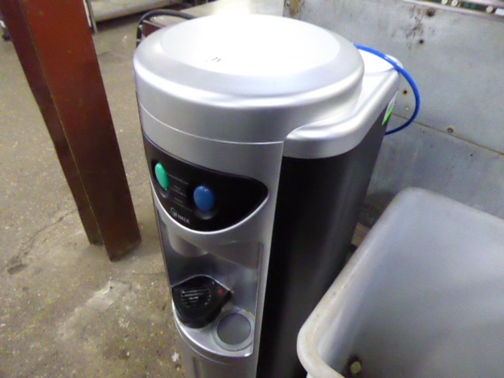 (42) Winix auto feed water dispenser - Image 2 of 2