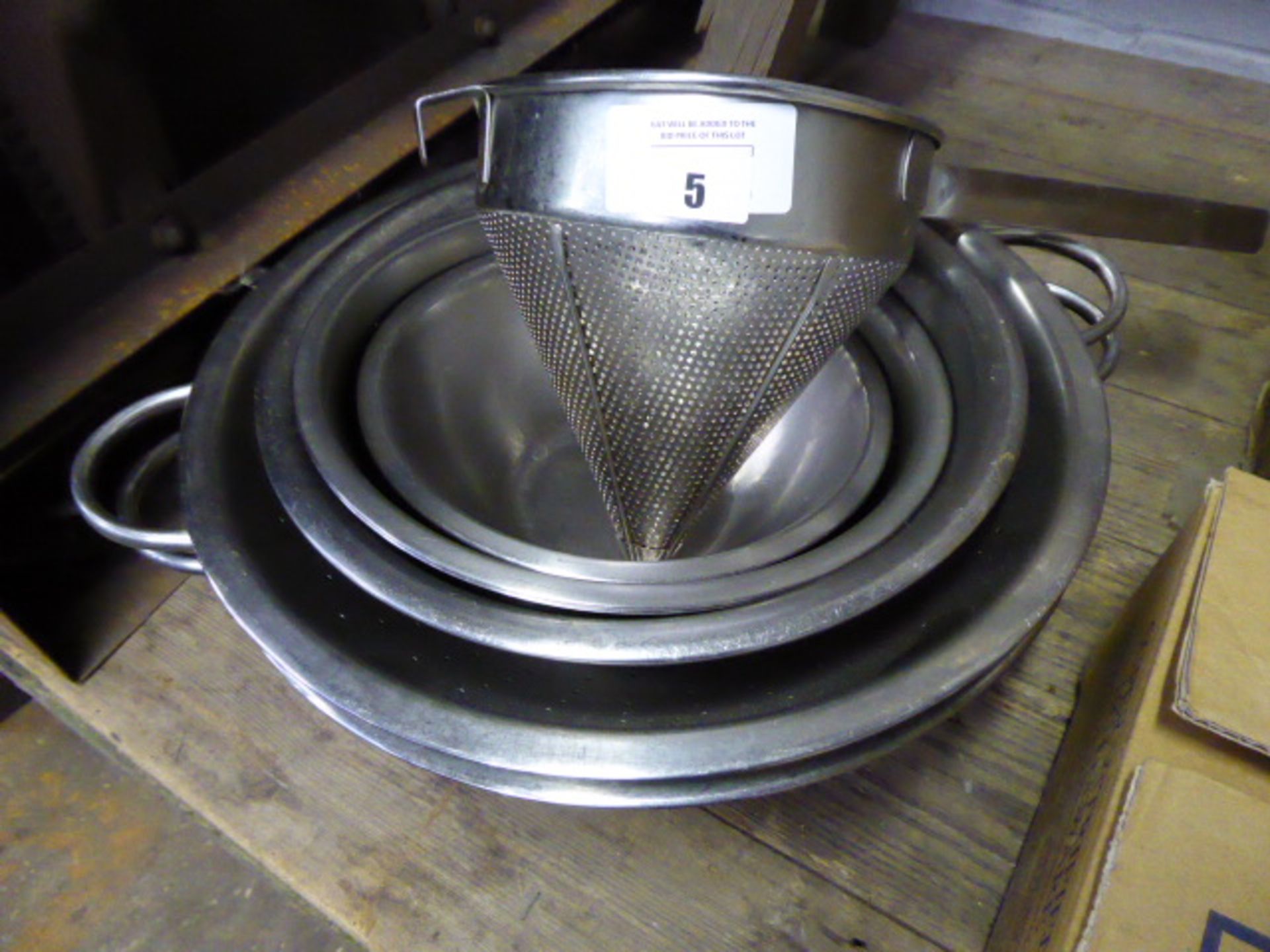 2 large colanders, 3 mixing bowls and sieve