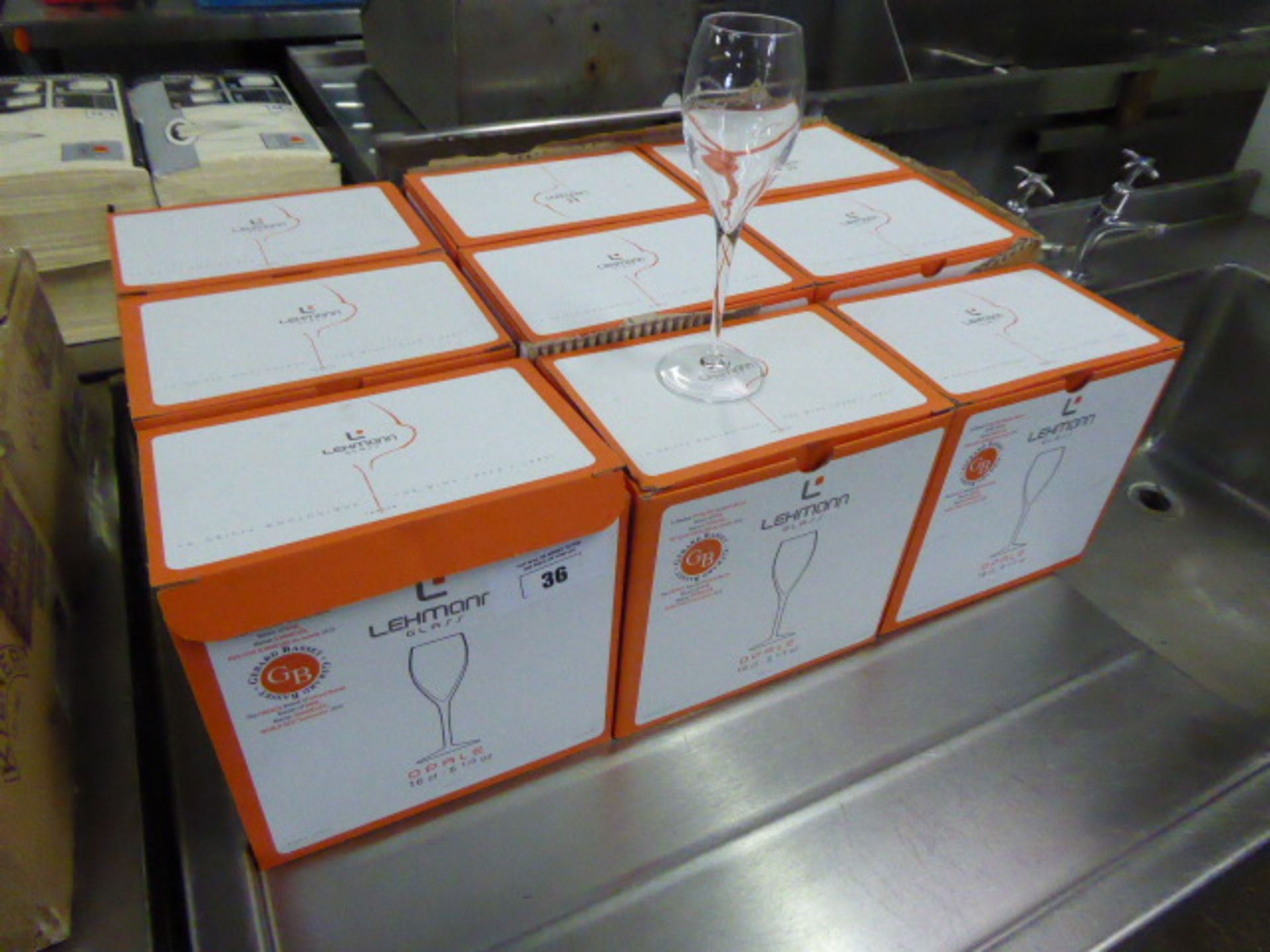 9 Lehmann boxes of wine glasses