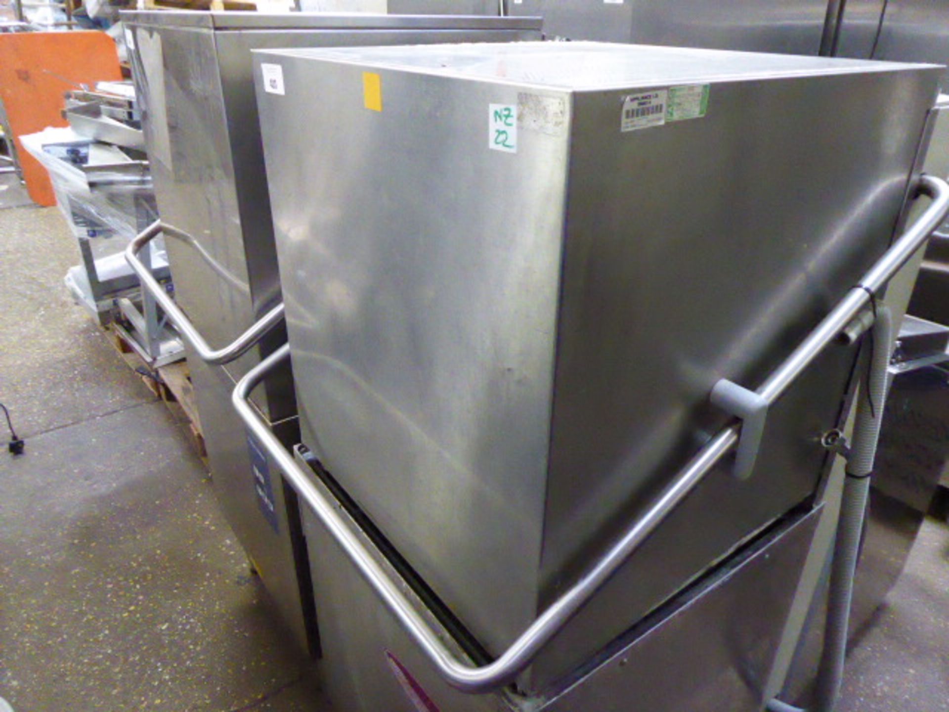 62cm Maidaid C1010 lift top pass through dish washer