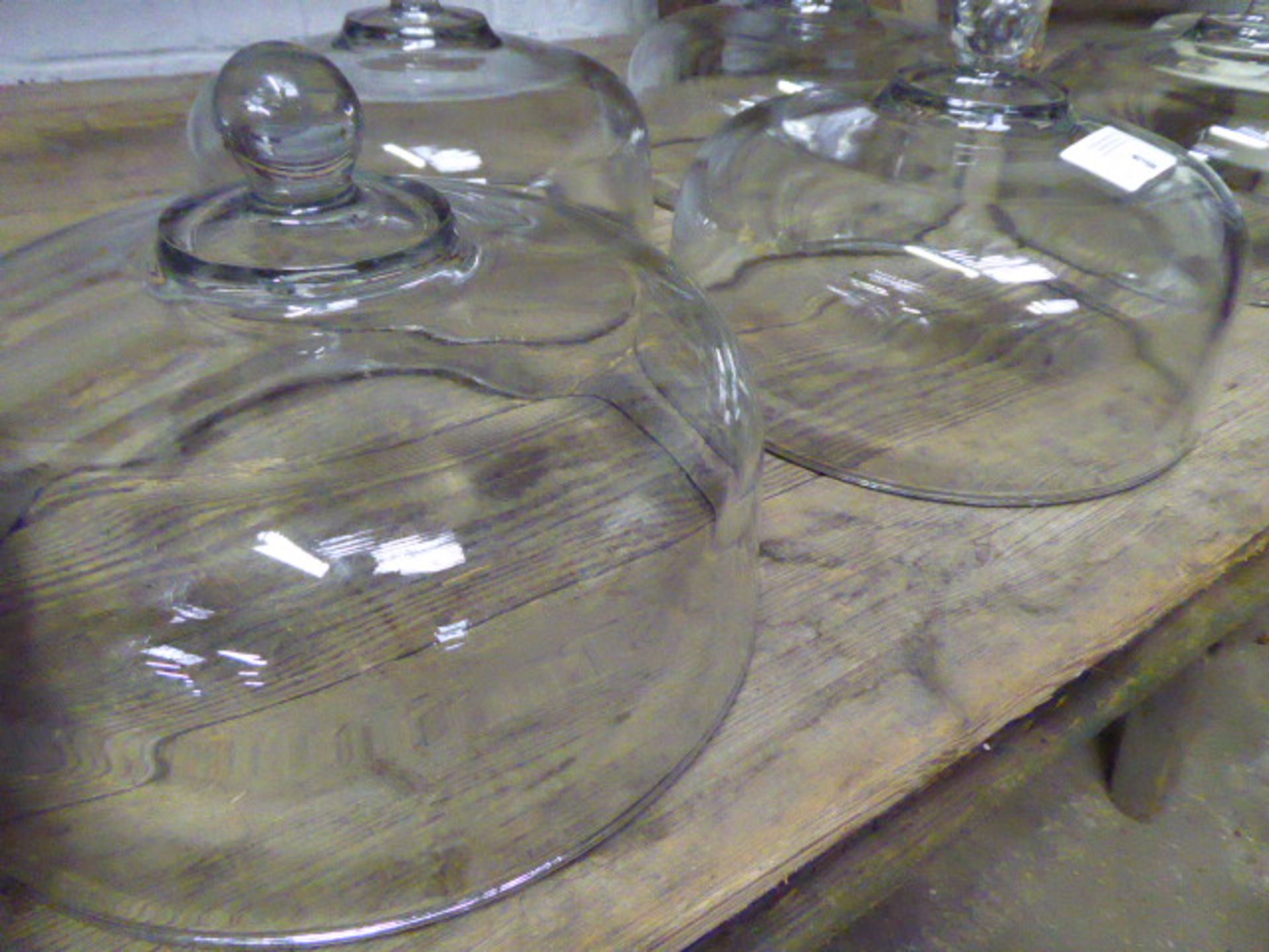 5 heavy glass cake domes - Image 2 of 2