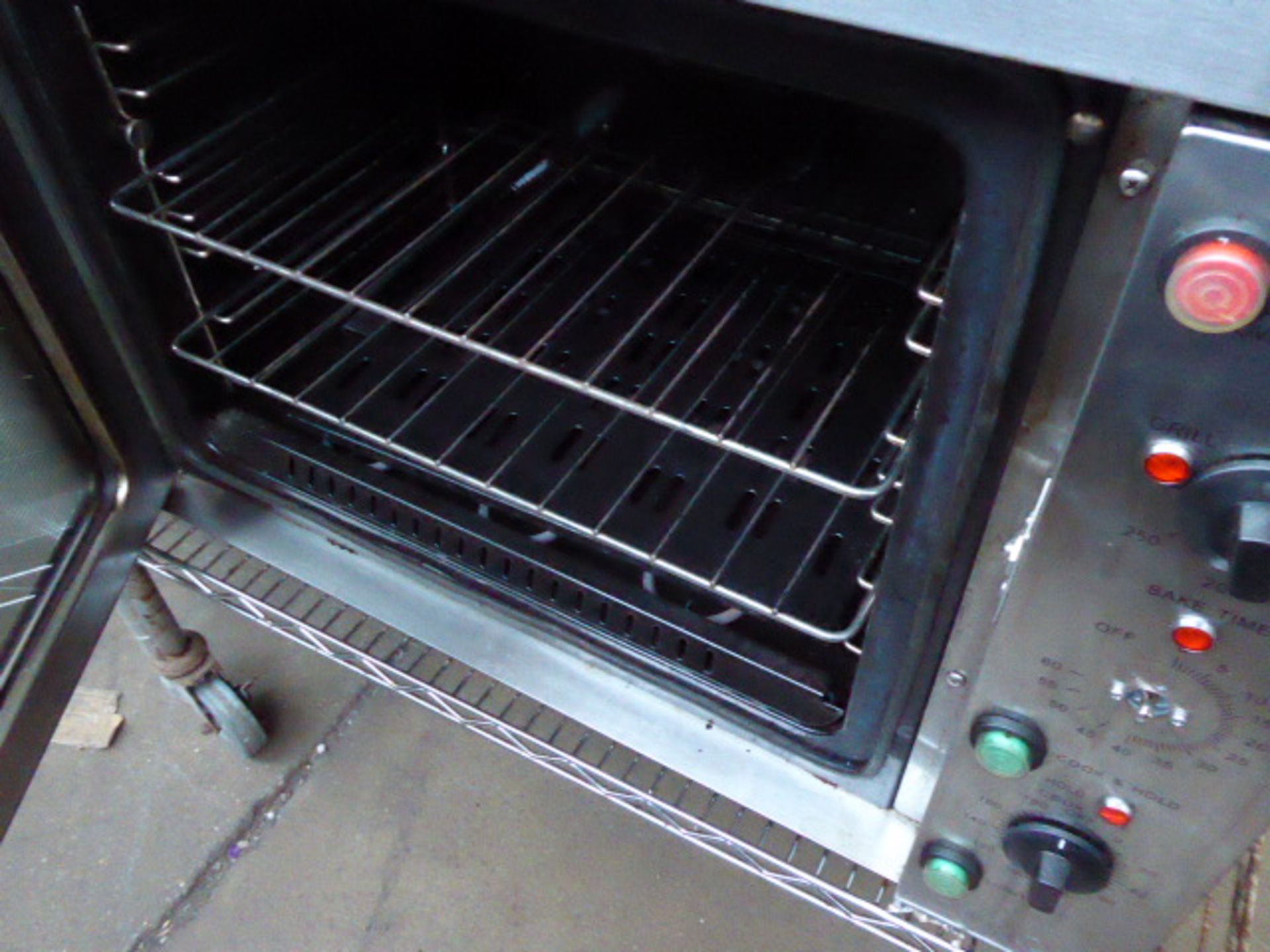 80cm electric Burco bench top oven (126) - Image 2 of 2