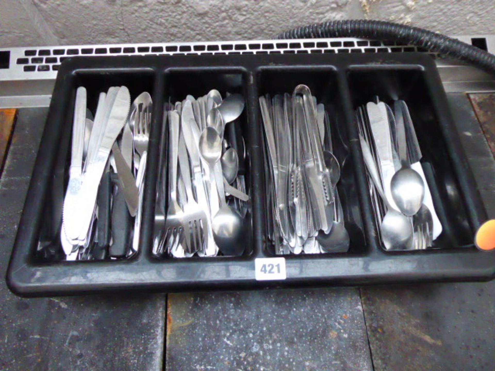 4 section cutlery tray with assorted cutlery