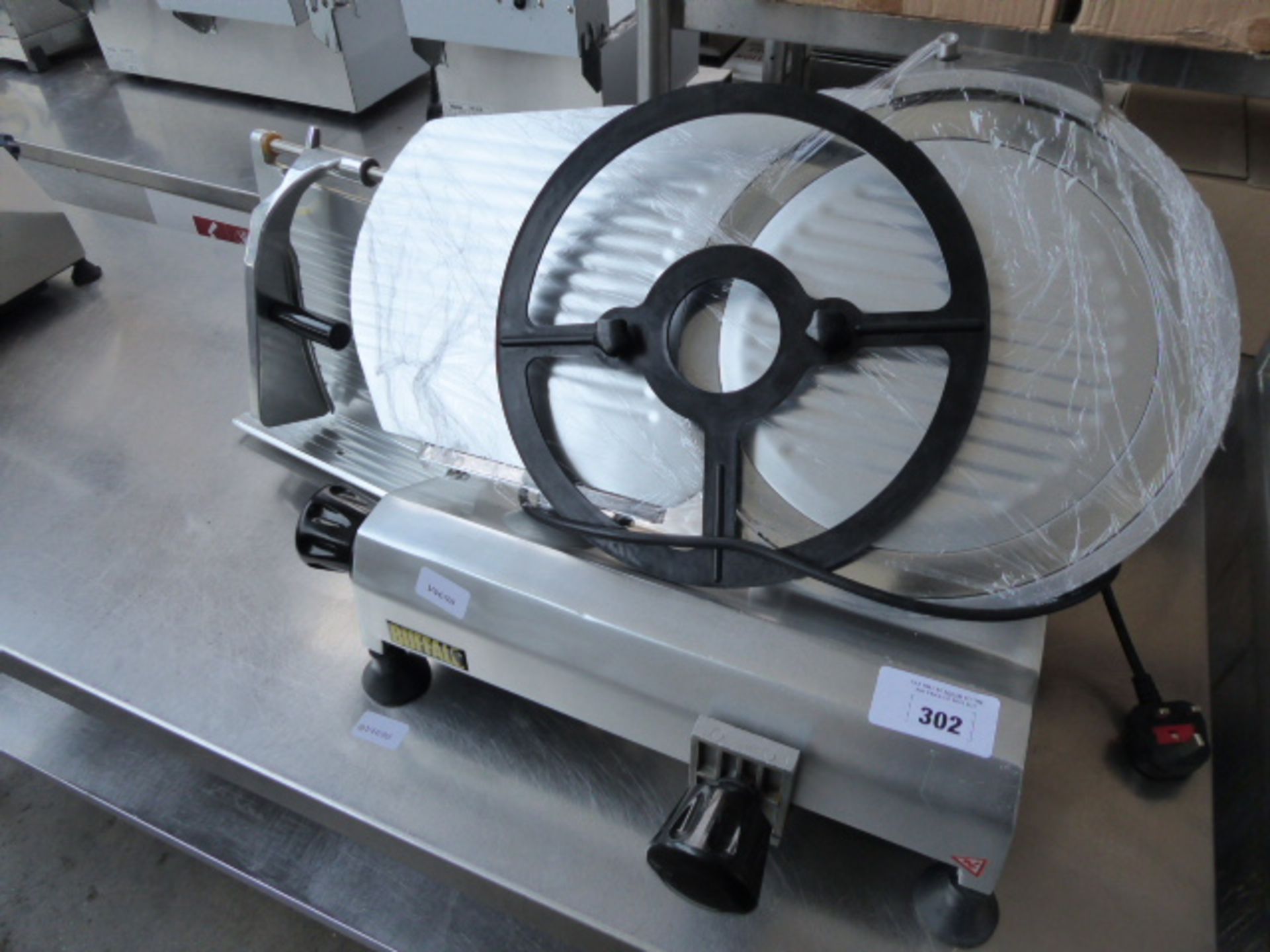 28cm Buffalo commercial meat slicer (67)