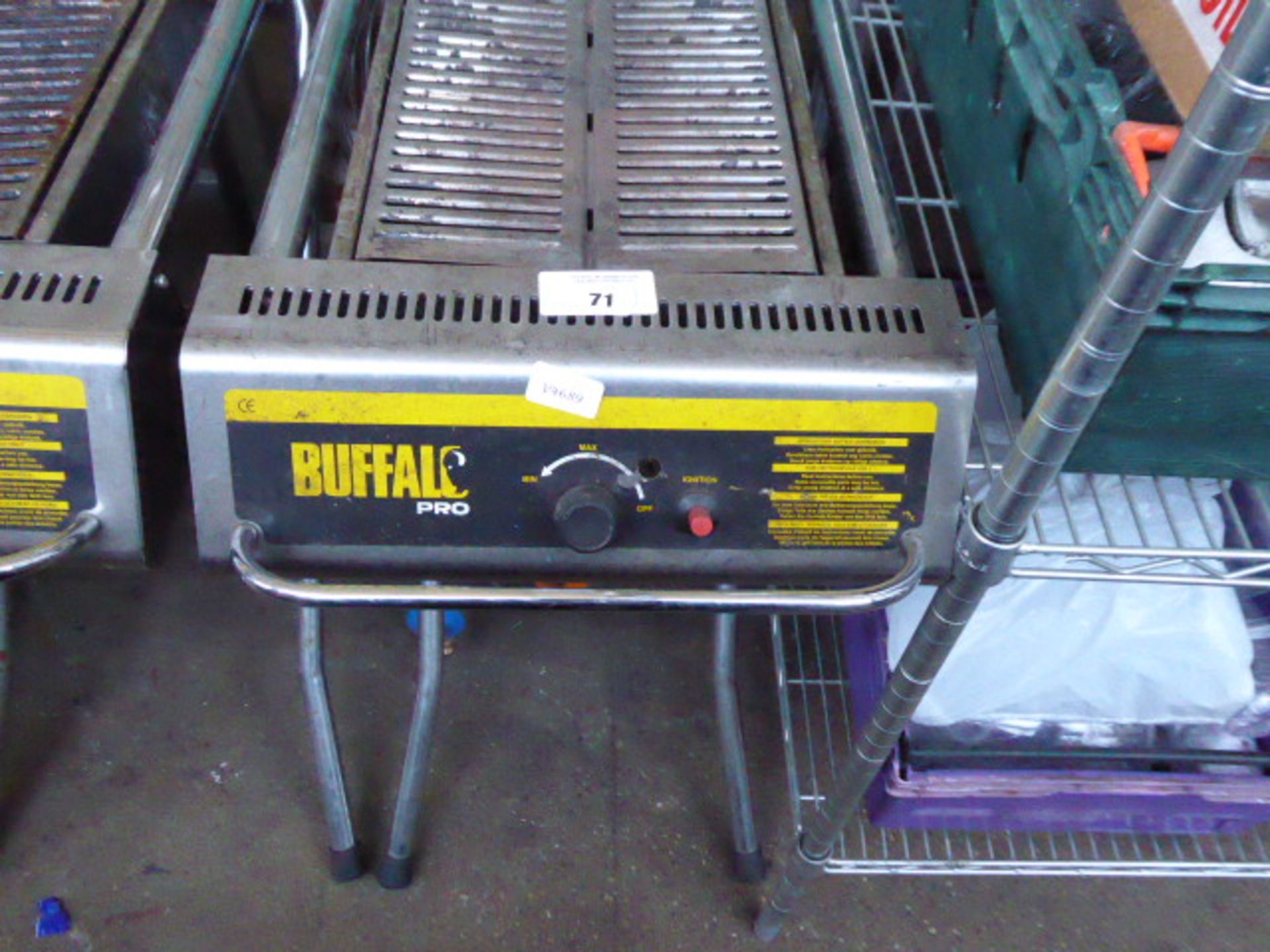 90 cm LPG Buffalo Pro commercial folding barbecue