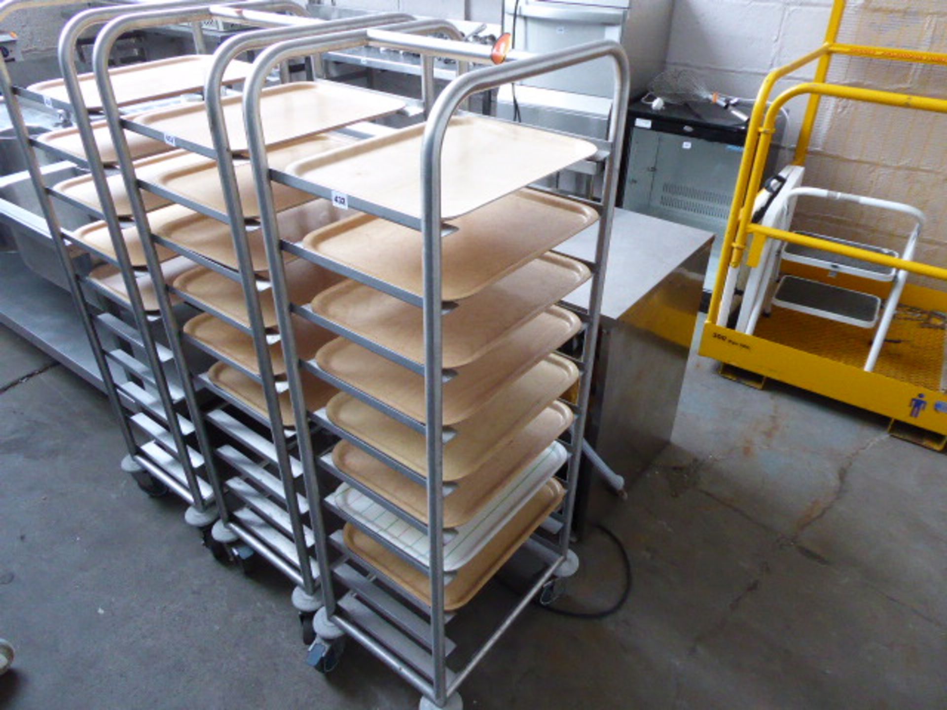 10 shelf mobile clearing trolley with trays