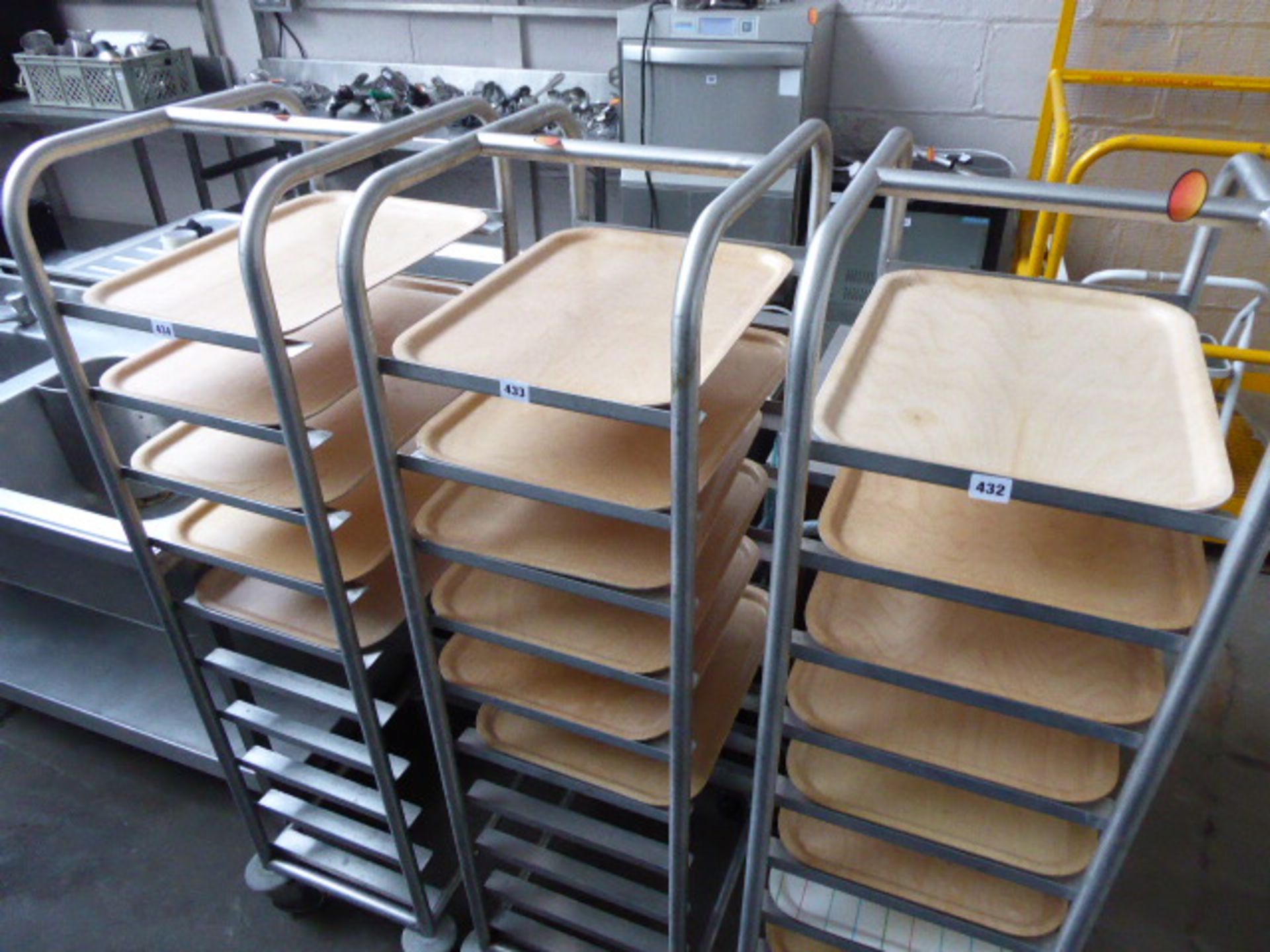 10 shelf mobile clearing trolley with trays
