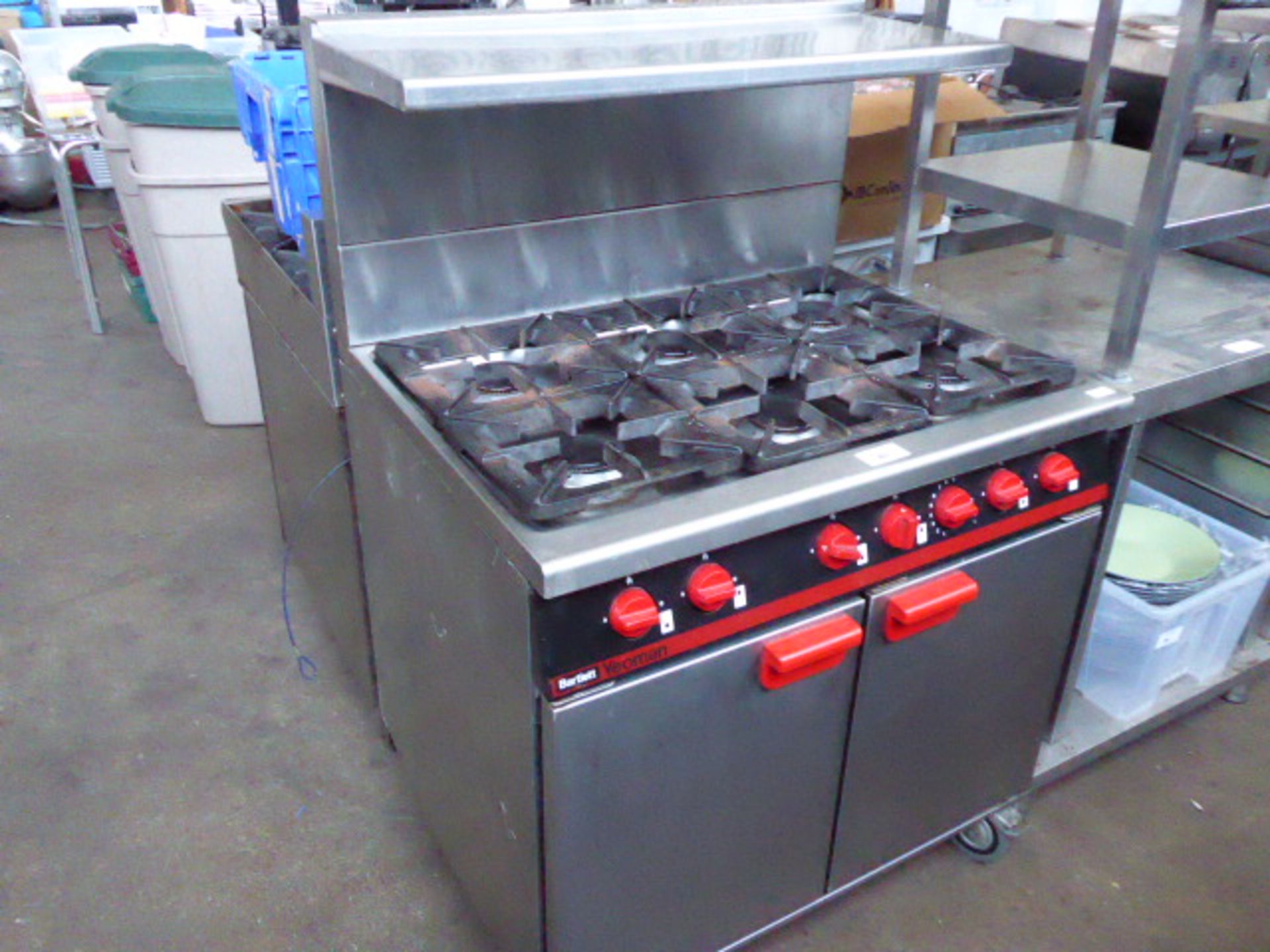 90cm gas Bartlett Yeoman six burner cook with double door oven under - Image 2 of 3