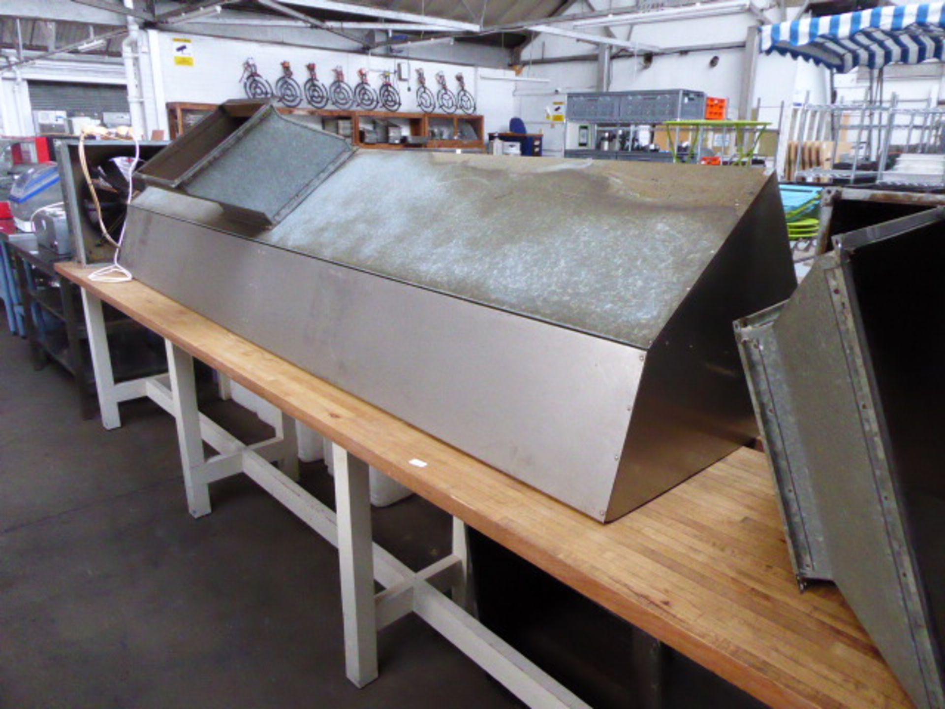 300cm stainless steel extractor canopy with assorted filters and fan unit - Image 3 of 3