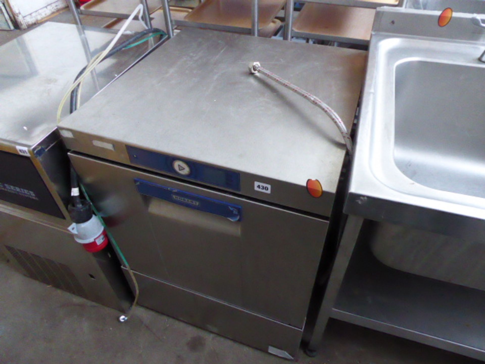 60cm Hobart under counter drop front dish washer