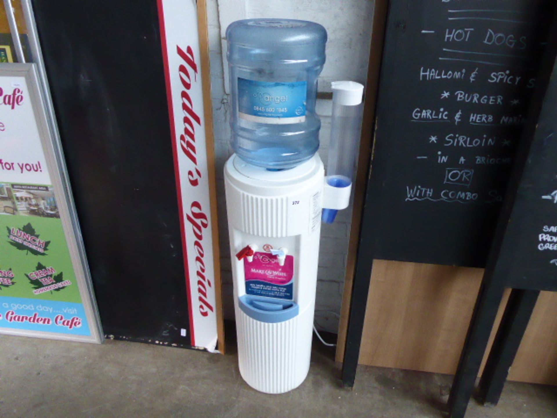 Office water dispenser