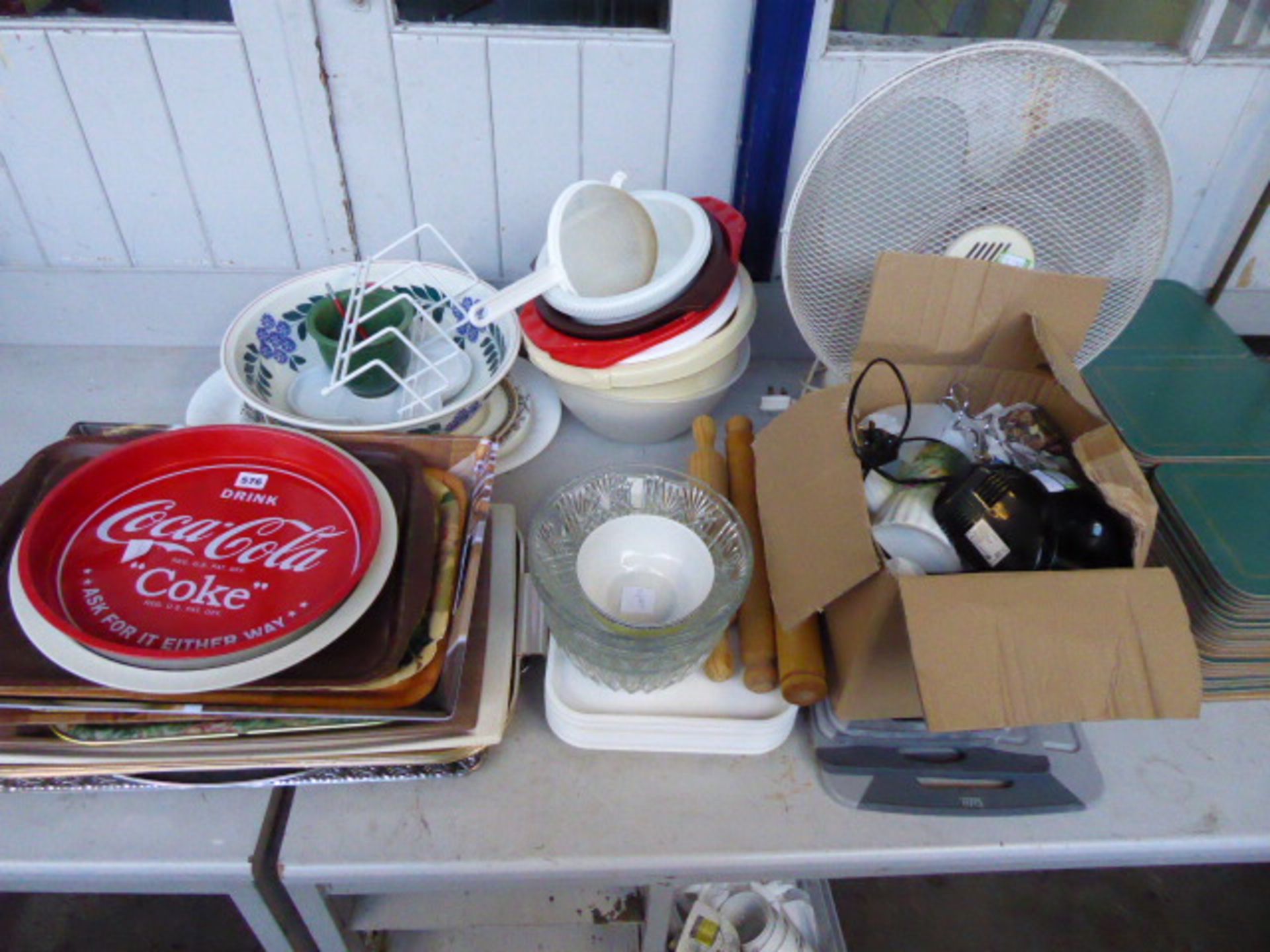 Assorted items including trays, plastic bowls, rolling pins and desk fan (23)