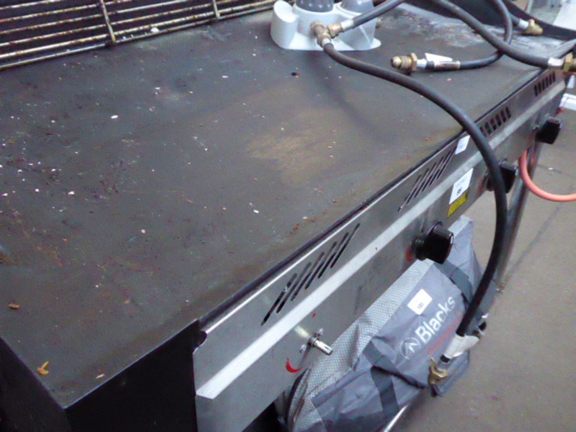 115cm LPG Buffalo commercial flat griddle barbecue - Image 2 of 2