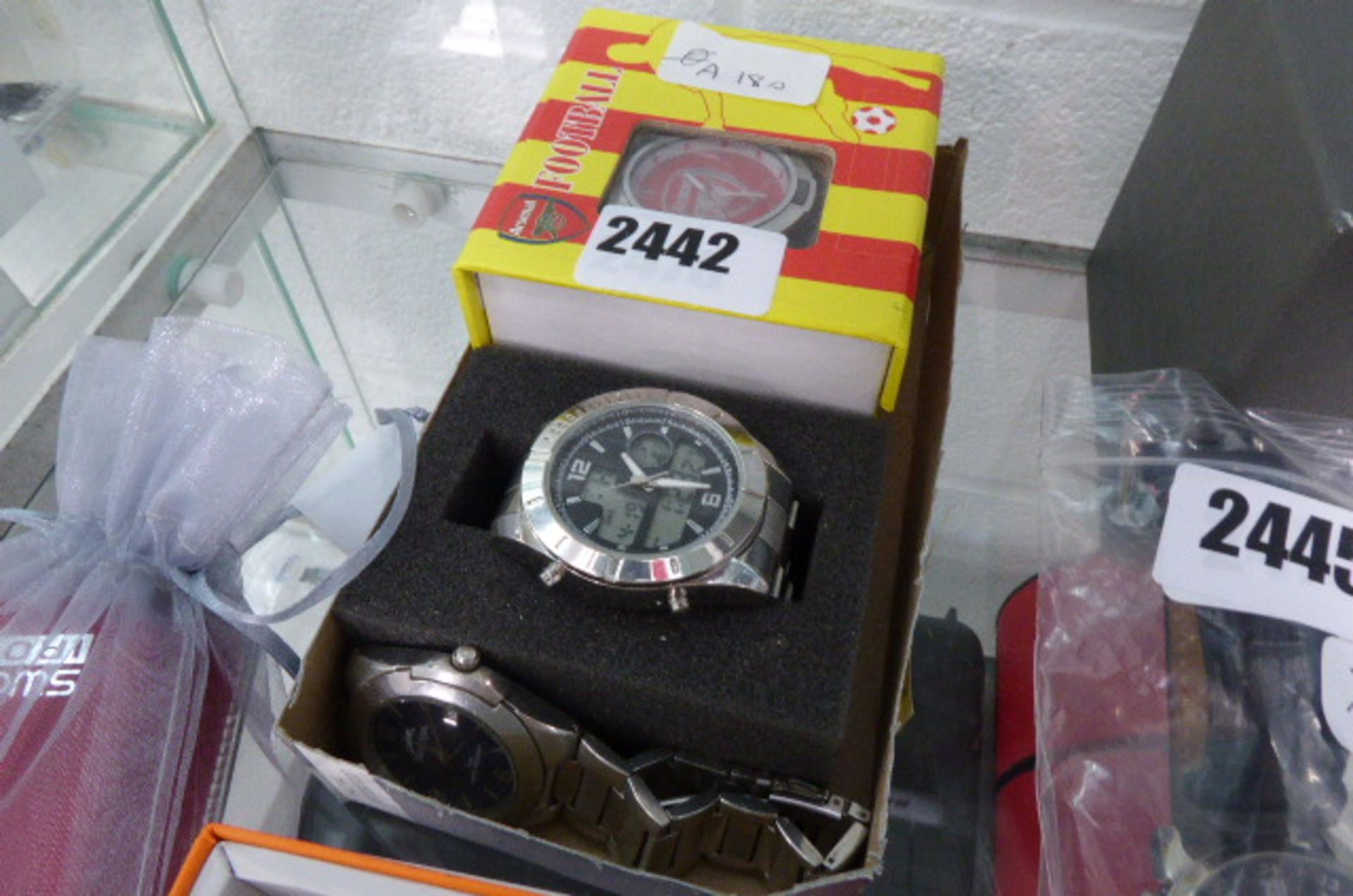 2476 Selection of 3 gents stainless steel wrist watches some in boxes