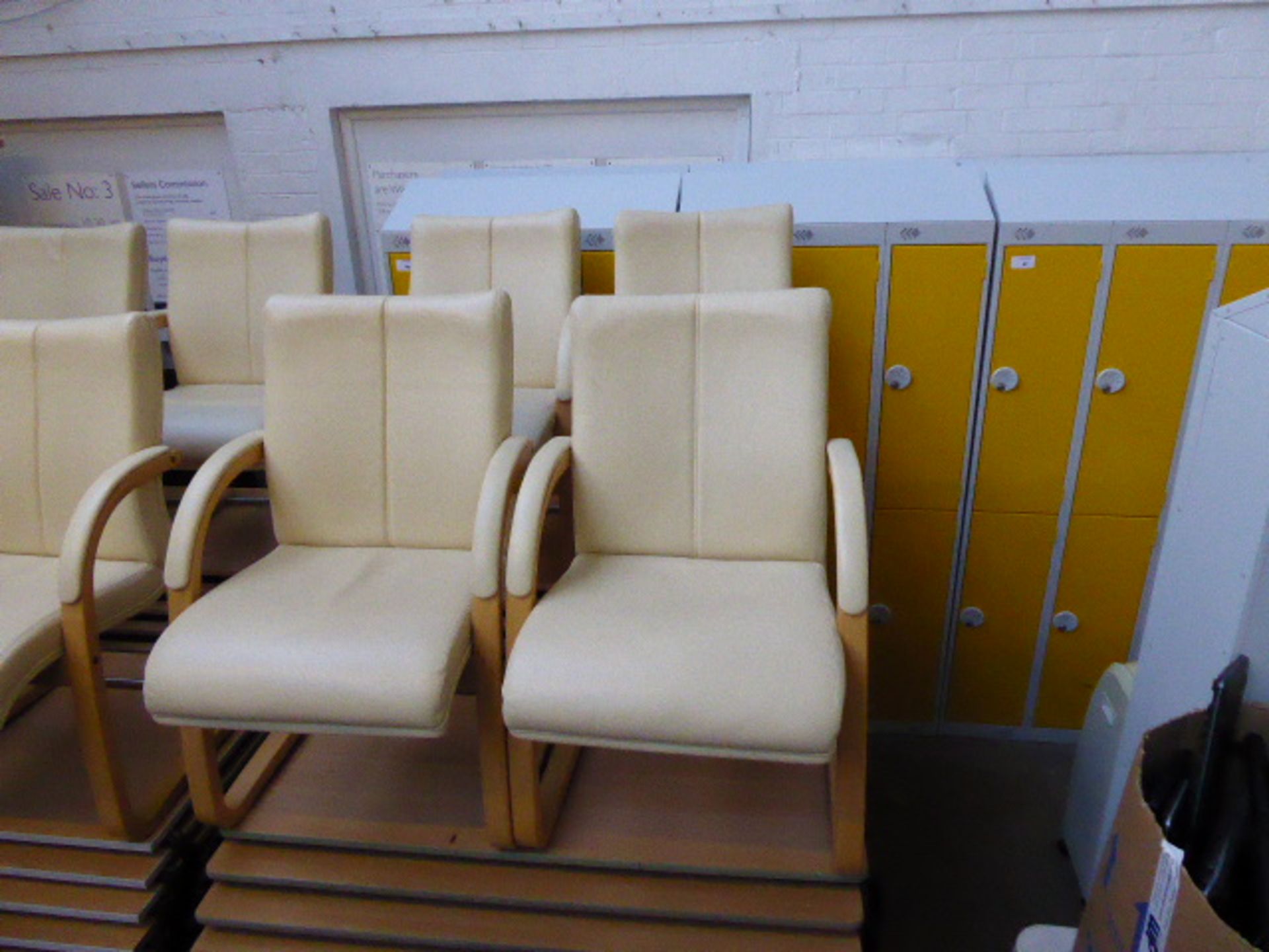 5 cream leather cantilever executive office chairs - Image 2 of 2