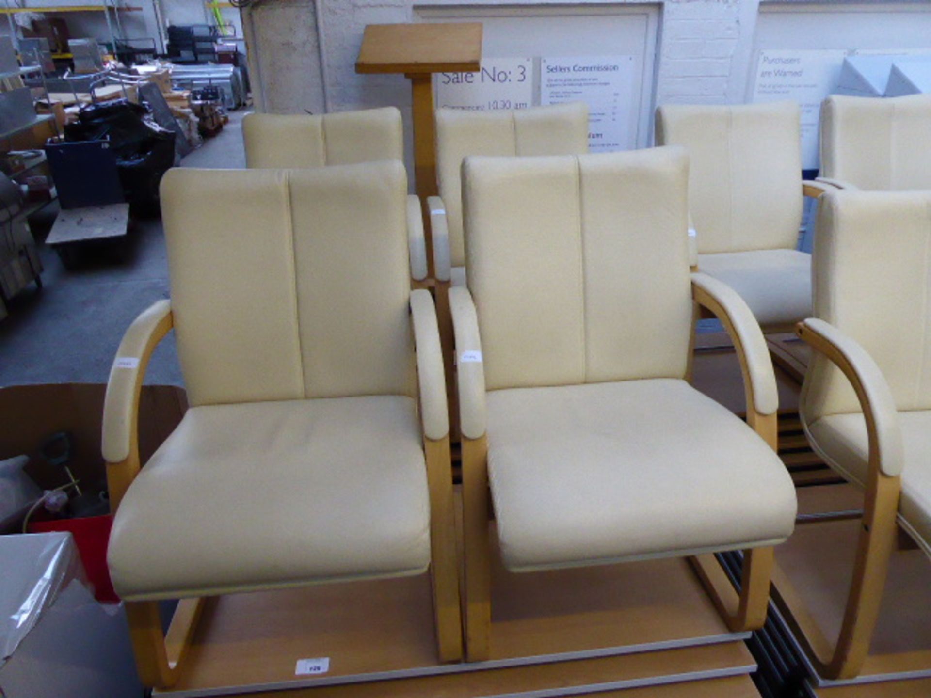 5 cream leather cantilever executive office chairs - Image 2 of 2