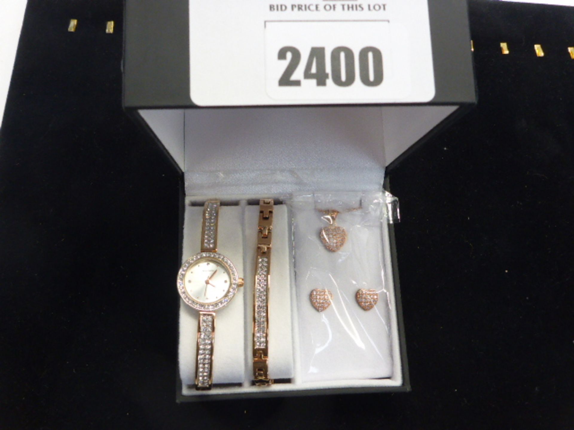 Sekonda ladies gift watch set.