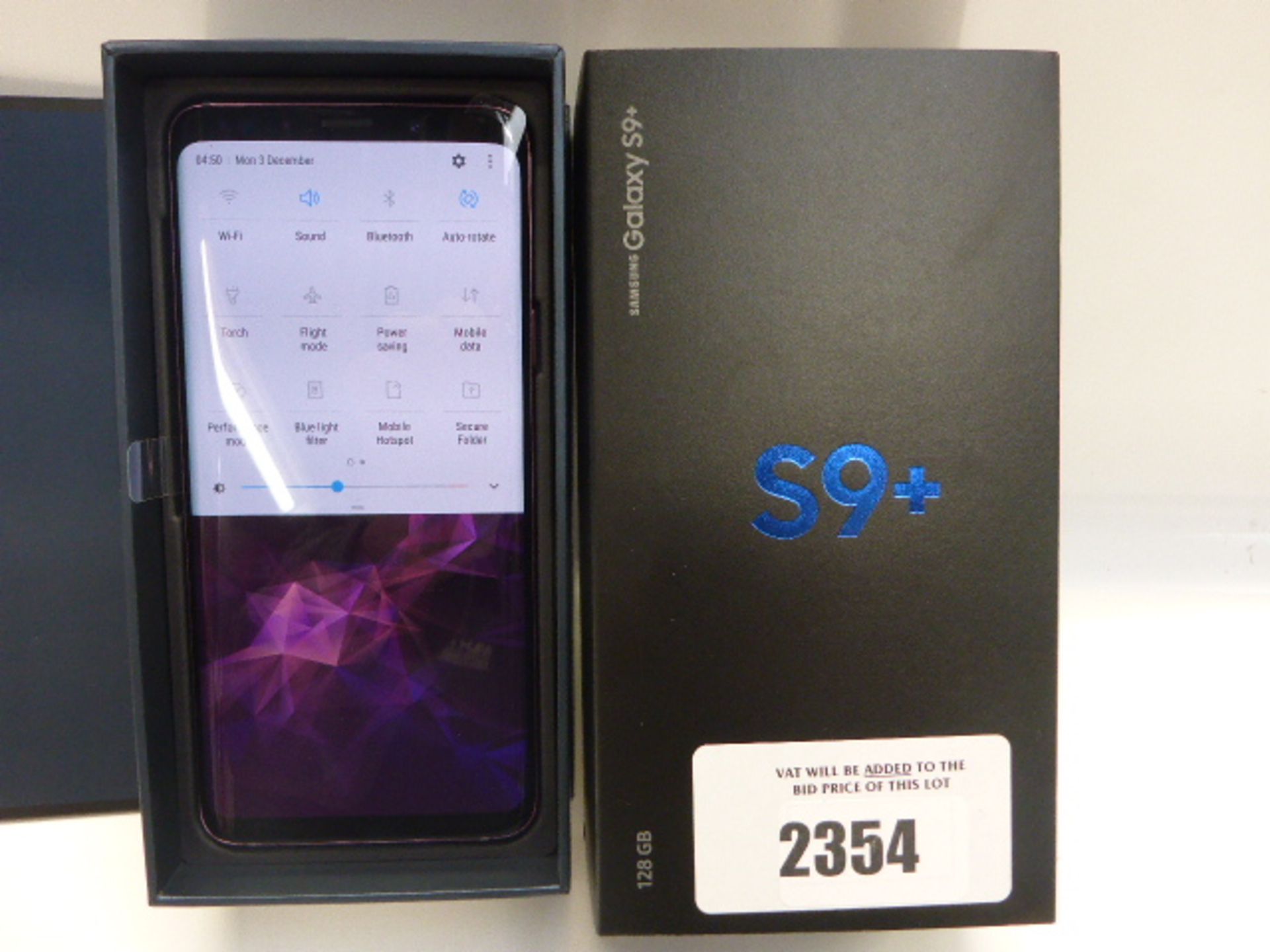 Samsung S9+ 128GB mobile in lilac purple, boxed.
