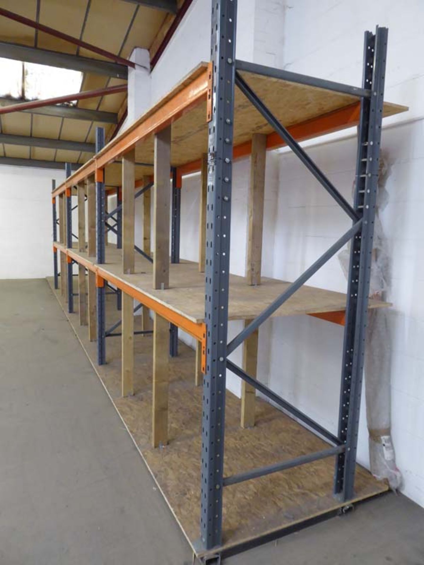 4 bays of mainly Dexion Speedloc grey and orange pallet racking together with various additional - Image 2 of 4