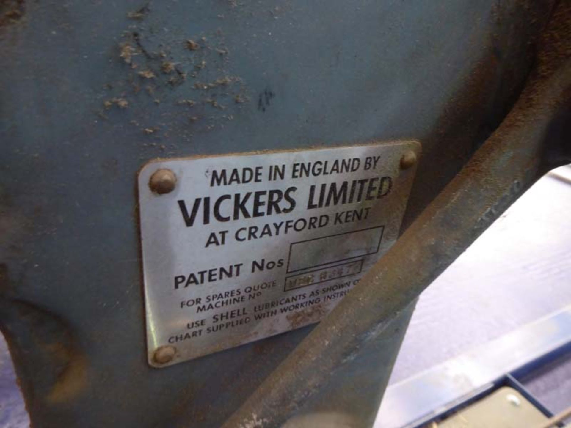 Vickers table stitcher Throat: 1m Machine Number: MSC 8347 - Image 3 of 4