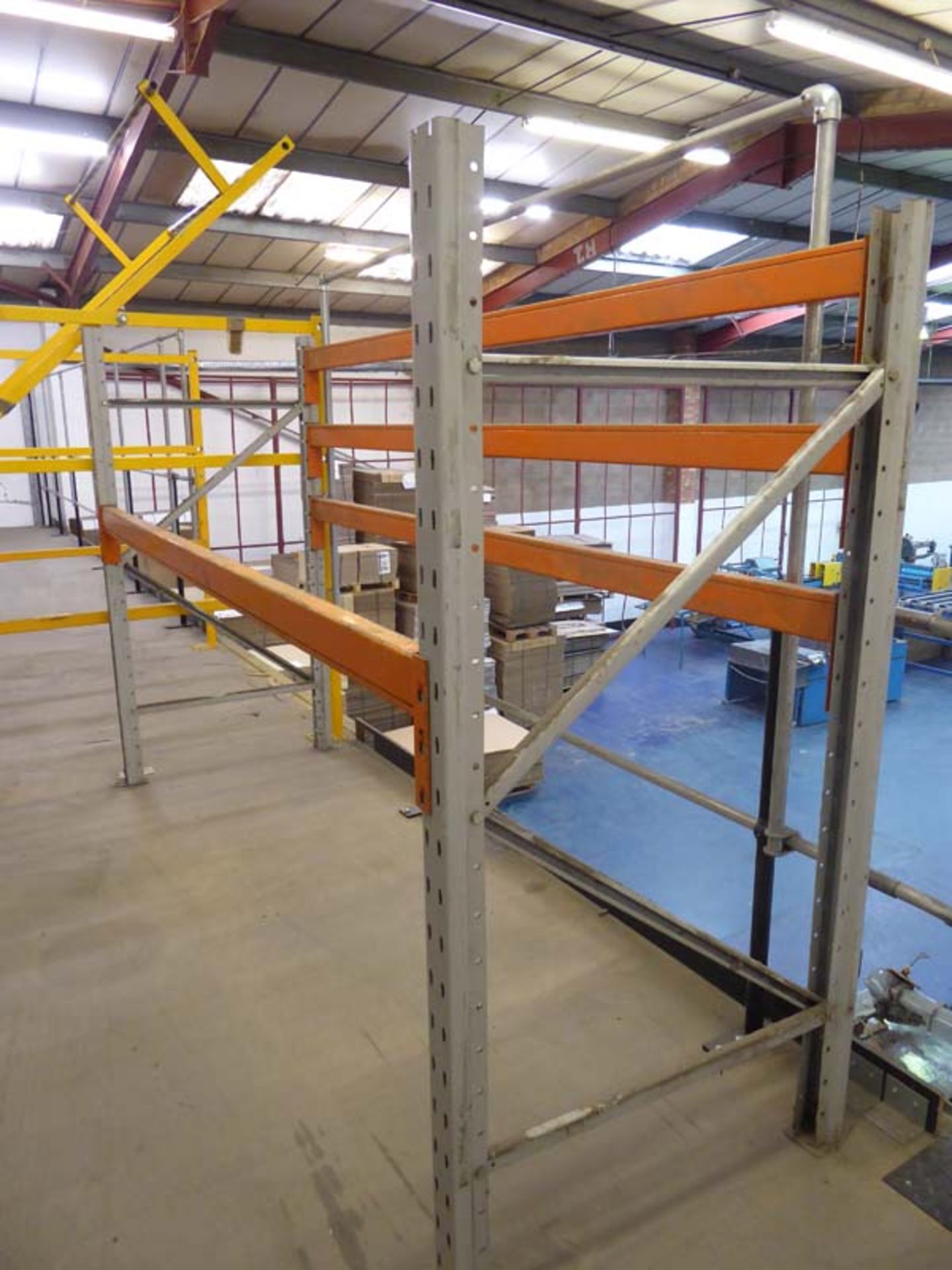 4 bays of mainly Dexion Speedloc grey and orange pallet racking together with various additional - Image 3 of 4