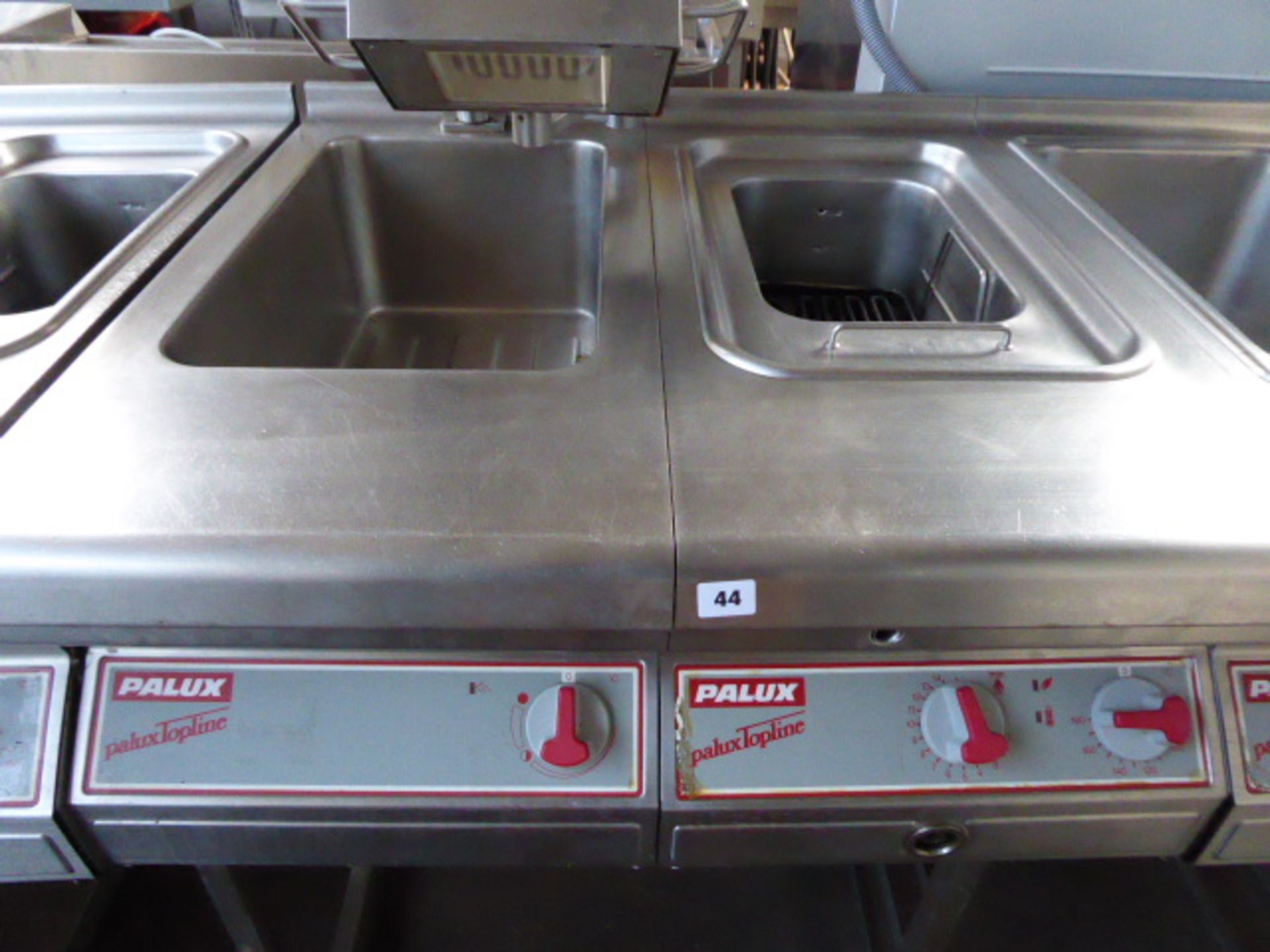 40cm electric Palux Topline bench top single well fryer with 40cm Palux Topline chip scuttle with