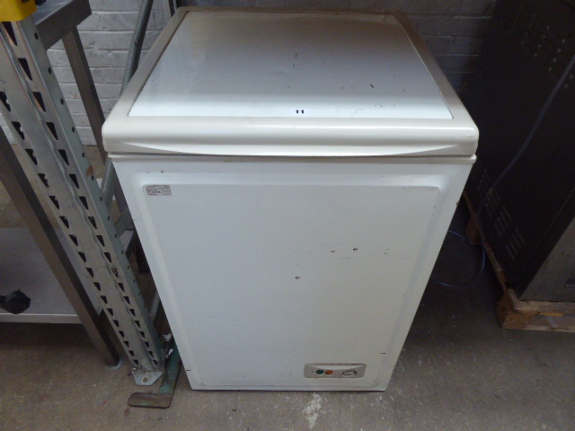 (39) 55cm chest freezer