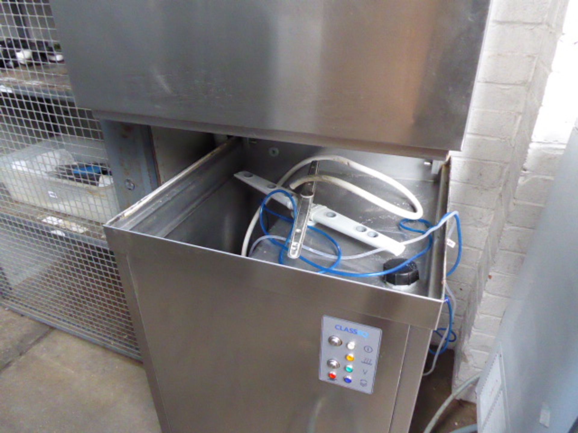 Class EQ H857AWS lift top pass through dishwasher - Image 2 of 2