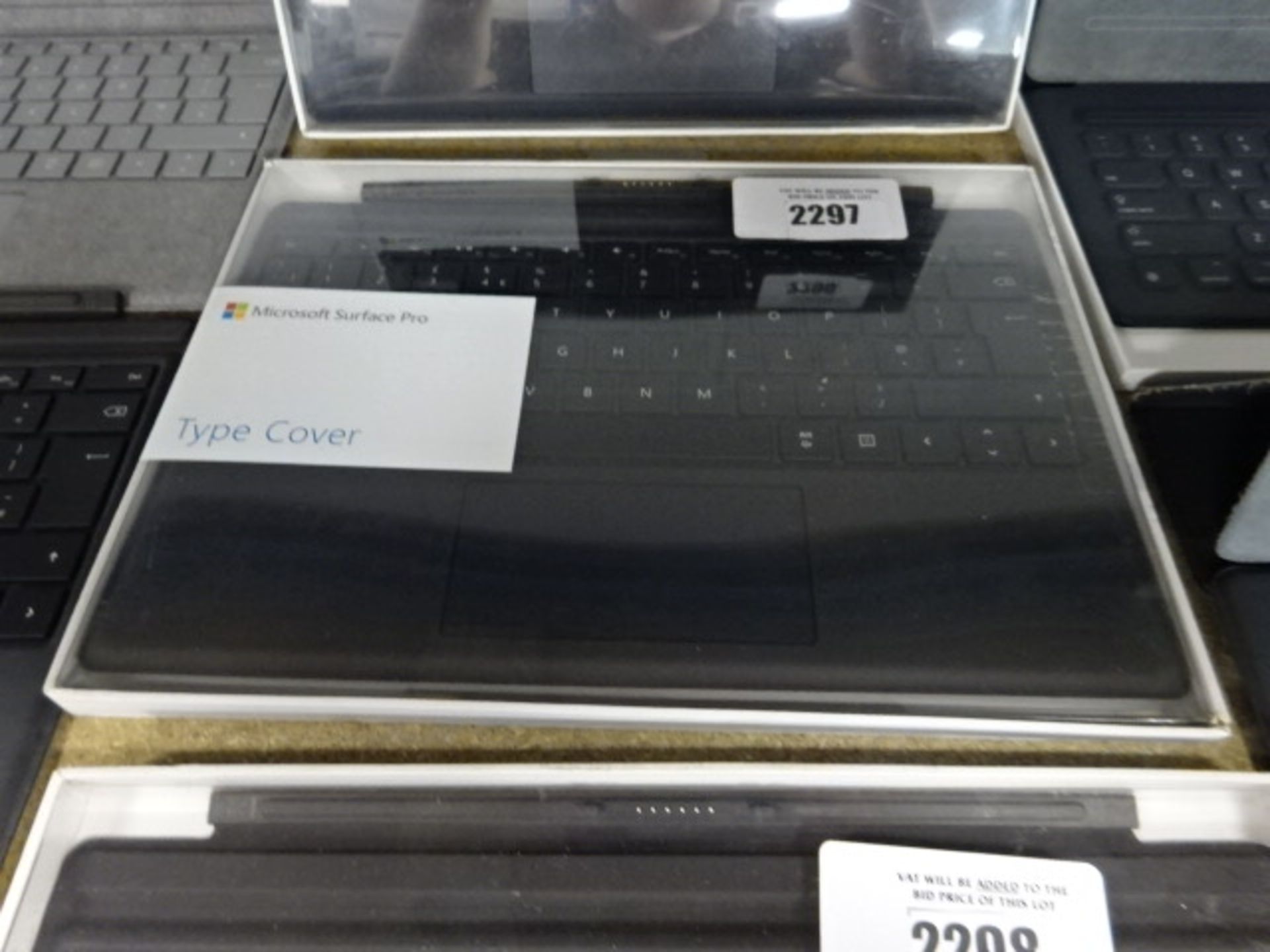 Microsoft Surface Pro type cover in box