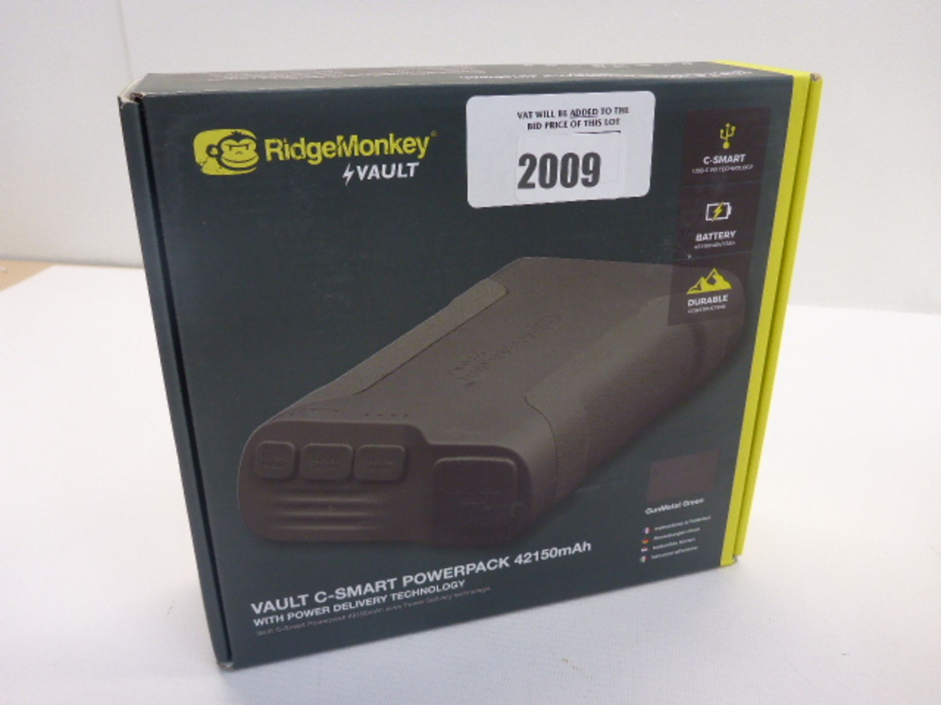 RigdeMonkey Vault 42150mAH portable battery unit.