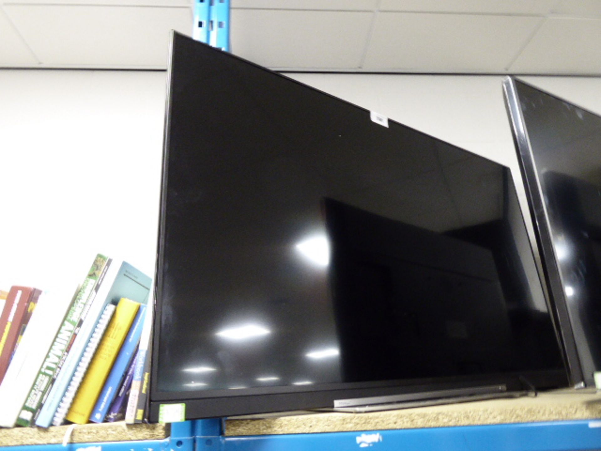 A 55'' Toshiba TV model 55U7863DBC (af)