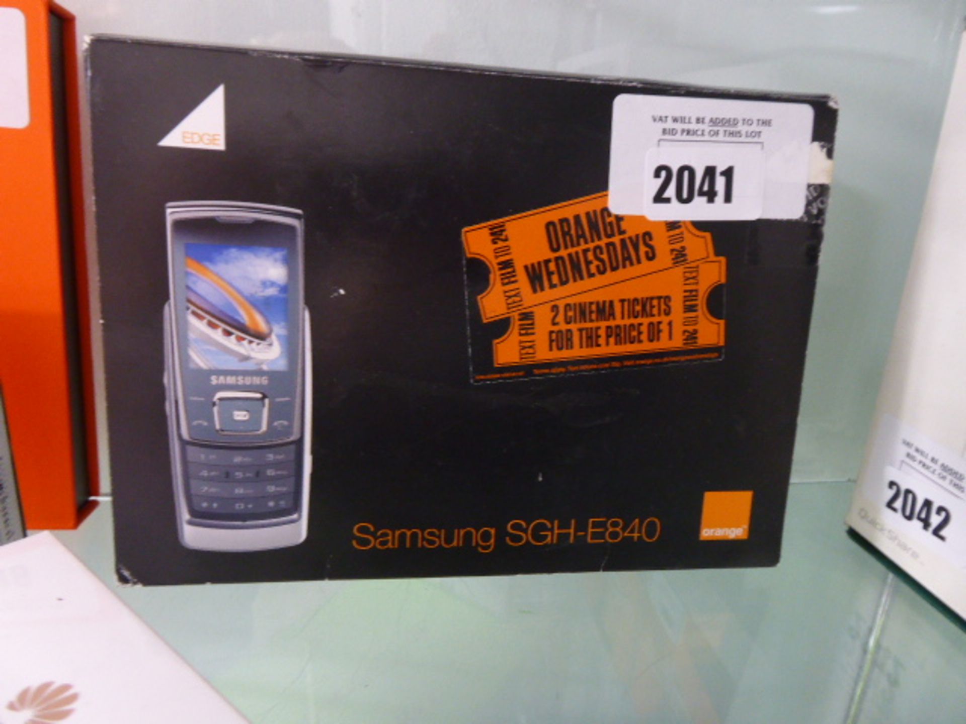 A Samsung SGH-E840 mobile phone on Orange in box