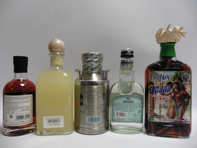 5 small bottles, 1x Serafini Limoncello liquore 30% 50cl, - Image 2 of 2