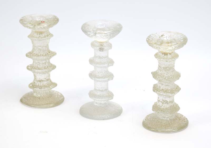 Timo Sarpeneva for Iitala, a set of three Finish moulded glass candlesticks, h. - Image 2 of 3