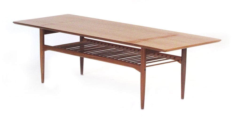 Ib Kofod-Larsen for G-Plan, a 'Danish Range' teak occasional table, l. - Image 2 of 13