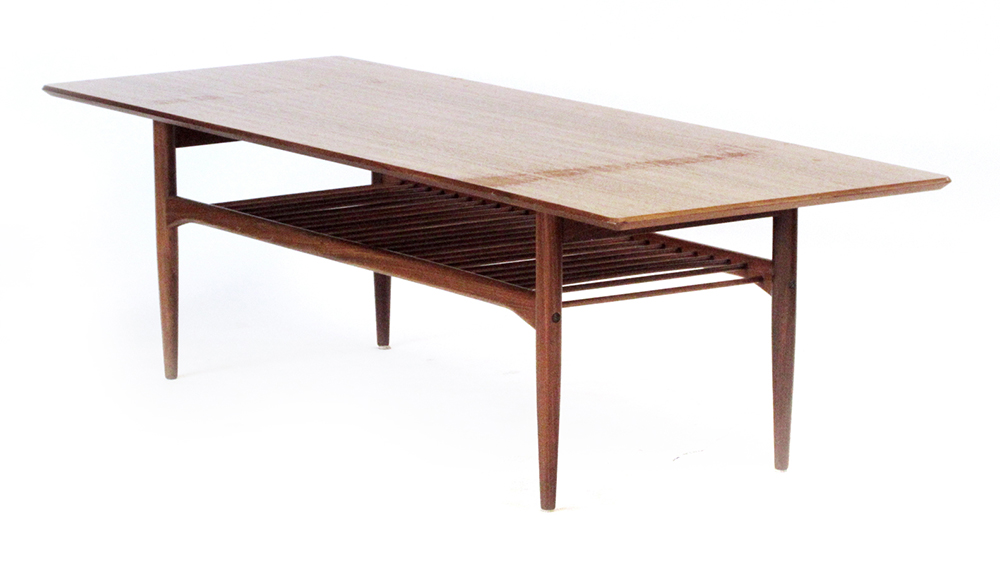 Ib Kofod-Larsen for G-Plan, a 'Danish Range' teak occasional table, l.