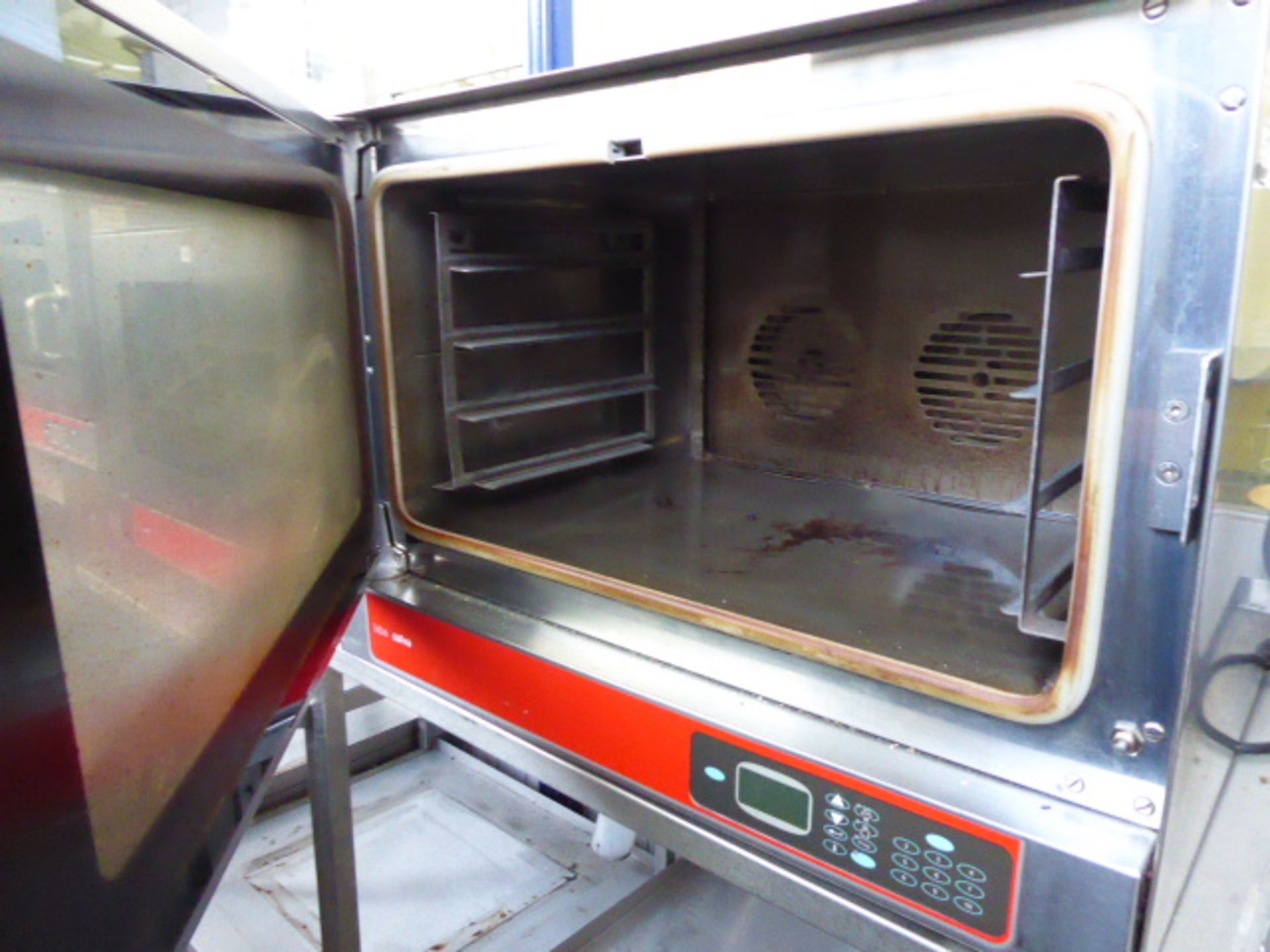 85cm Labe Salva 4 shelf bake-off oven, 240 volt blue commando plug on a 100cm by 80cm stainless - Image 2 of 2