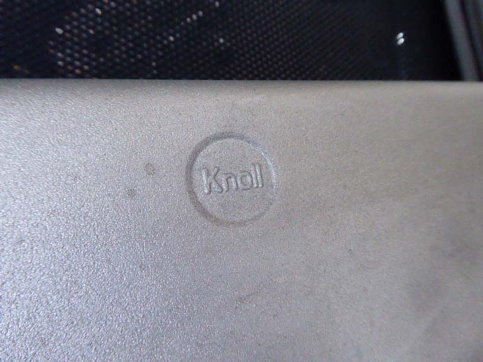 Knoll Life black cloth and black mesh, chrome finish swivel armchair - Image 3 of 3