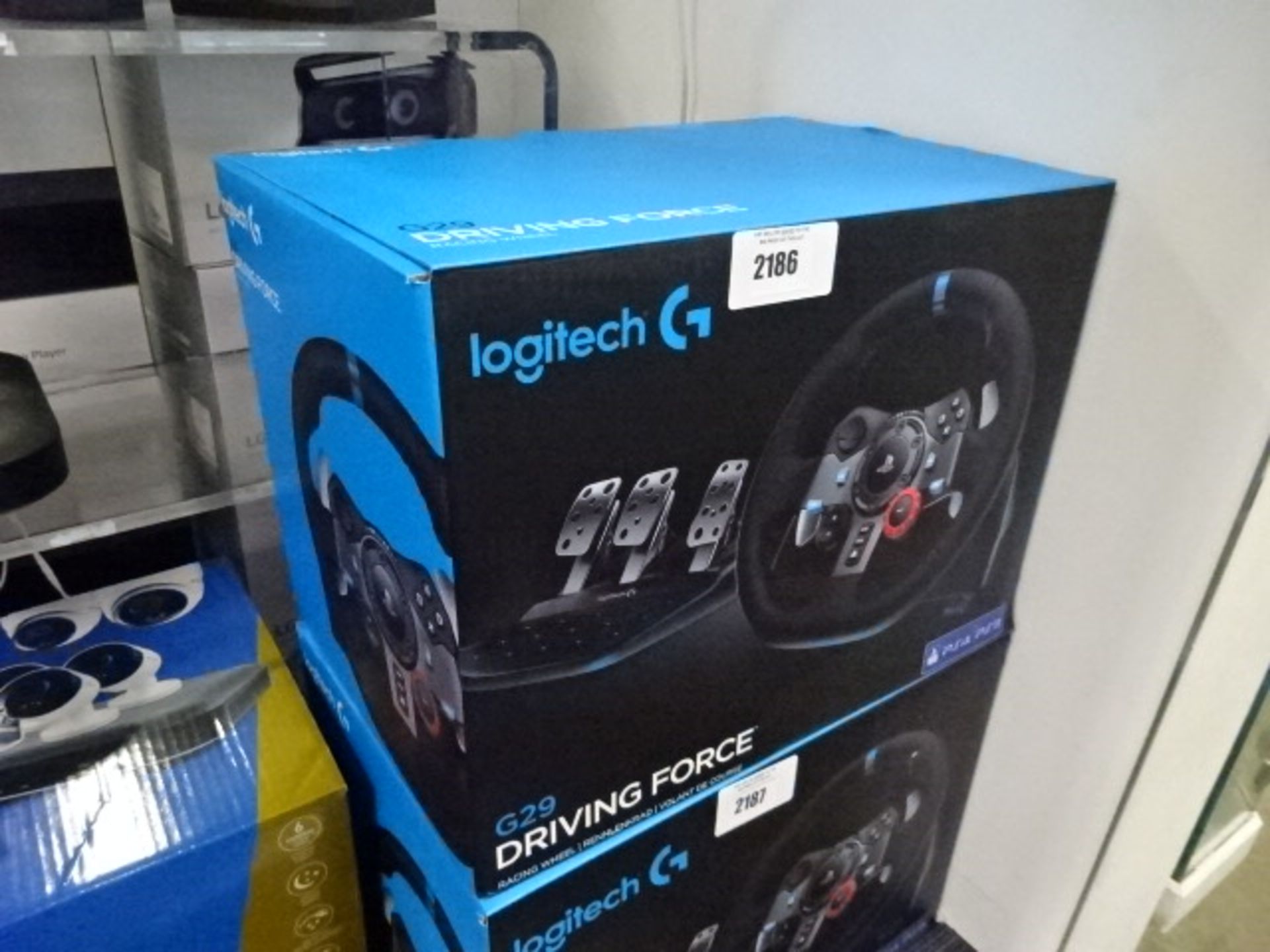 Logitech Driving Force G29 racing wheel for PS4 in box