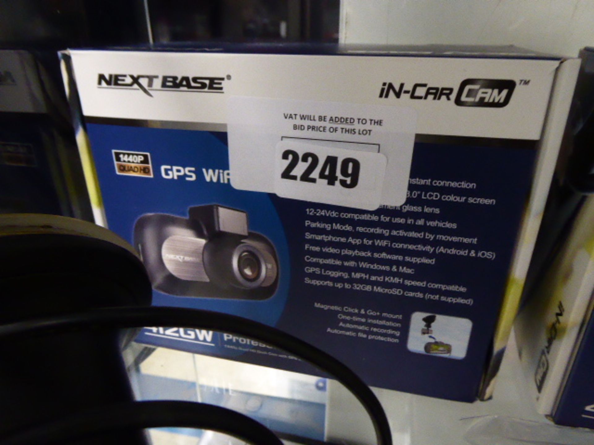 Nexbase in car dash cam model 412GW with box
